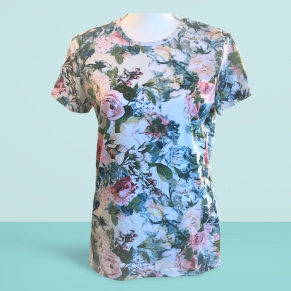 ROSE GARDEN FLORAL TEE, NWT